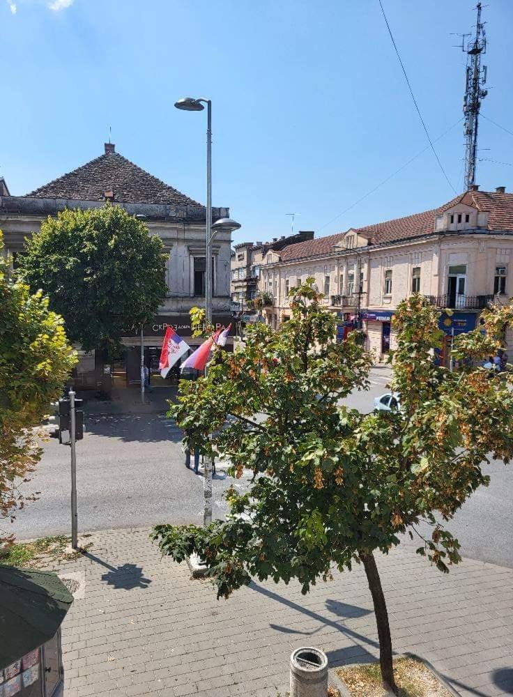 Apartman Central Ruma Exterior foto